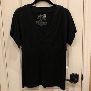 Black v-neck Soma top